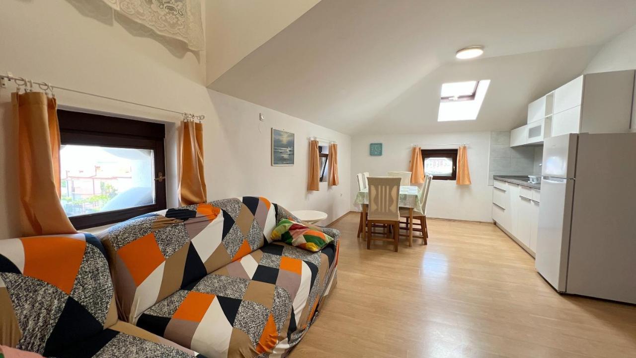 ❷⓿❷❸ Apartment Dolphin Изола Экстерьер фото